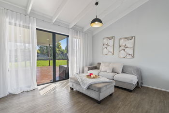 Image 3 for 31 Phyllis St, Eastern Heights  QLD  4305