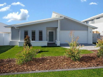 Image 3 for 13 Goldfinch Cl, Peregian Springs  QLD  4573