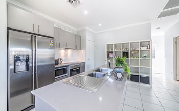 Image 3 for 32 Banya Cres, Springfield Lakes  QLD  4300