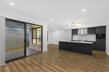 Image 4 for 10 Katherine St, Fitzgibbon  QLD  4018