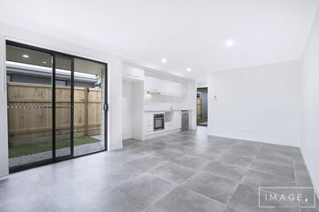 Image 4 for 2/43 Locke Crescent, Redbank Plains  QLD  4301