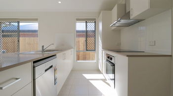 Image 3 for 6 Mervyn Jensen Dr, Redbank Plains  QLD  4301