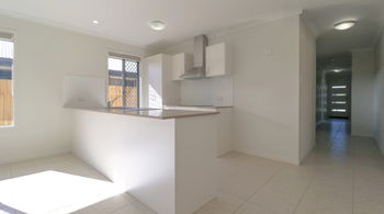 Image 4 for 6 Mervyn Jensen Dr, Redbank Plains  QLD  4301