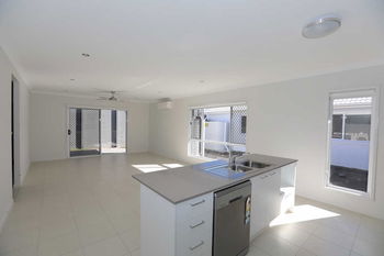 Image 4 for 74 Wood Cres, Baringa  QLD  4551