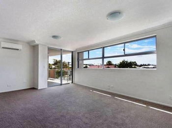 Image 4 for 4/65 Ronald St, Wynnum  QLD  4178