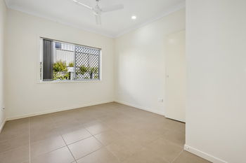 Image 5 for 4 Acaciabark Pl, Little Mountain  QLD  4551