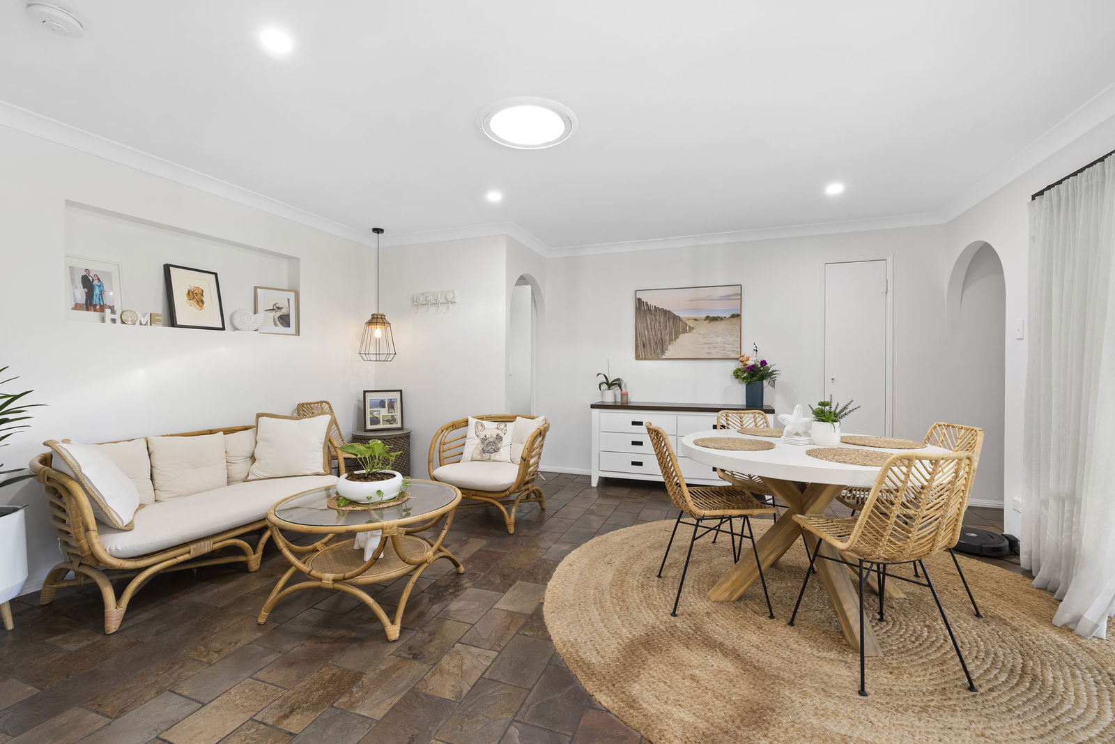 Main listing image for 98 Bailey Rd, Birkdale  QLD  4159