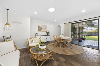 Image 4 for 98 Bailey Rd, Birkdale  QLD  4159