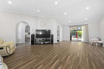 Image 3 for 98 Bailey Rd, Birkdale  QLD  4159