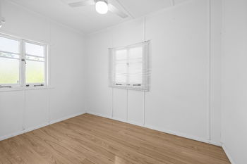 Image 4 for 16 Liverpool St, North Ipswich  QLD  4305