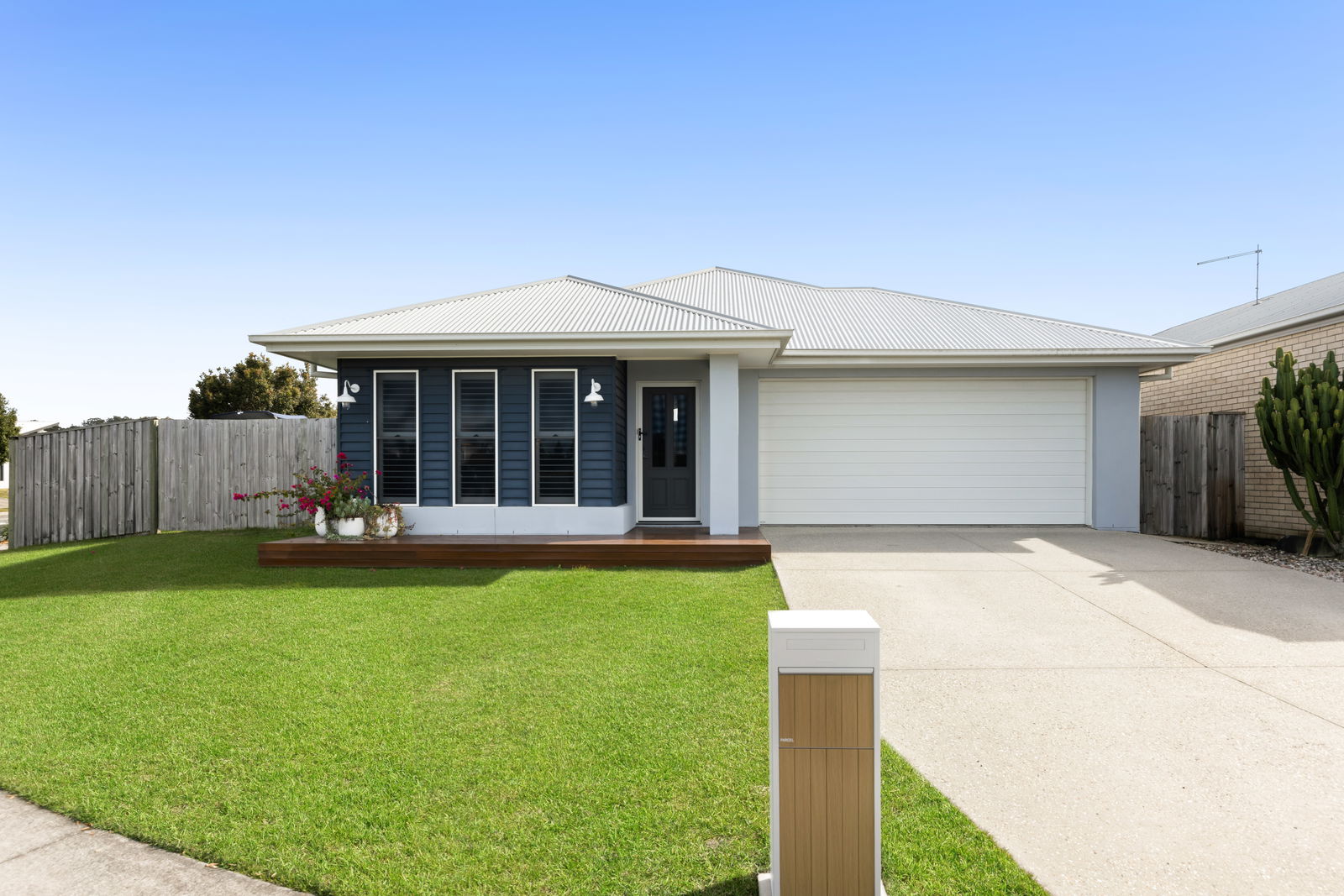 Main listing image for 1 Bendemeer Way, Palmview  QLD  4553