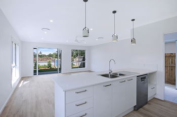 Image 3 for 8/10 Malibu Rd, Lawnton  QLD  4501