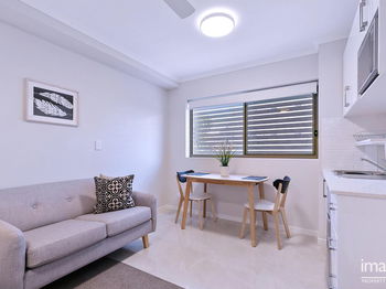 Image 4 for 3a/70 Tenby St, Mount Gravatt  QLD  4122
