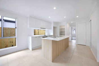 Image 4 for 4/31 Miller Bvd, Lawnton  QLD  4501