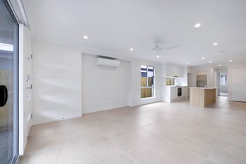 Image 5 for 4/31 Miller Bvd, Lawnton  QLD  4501