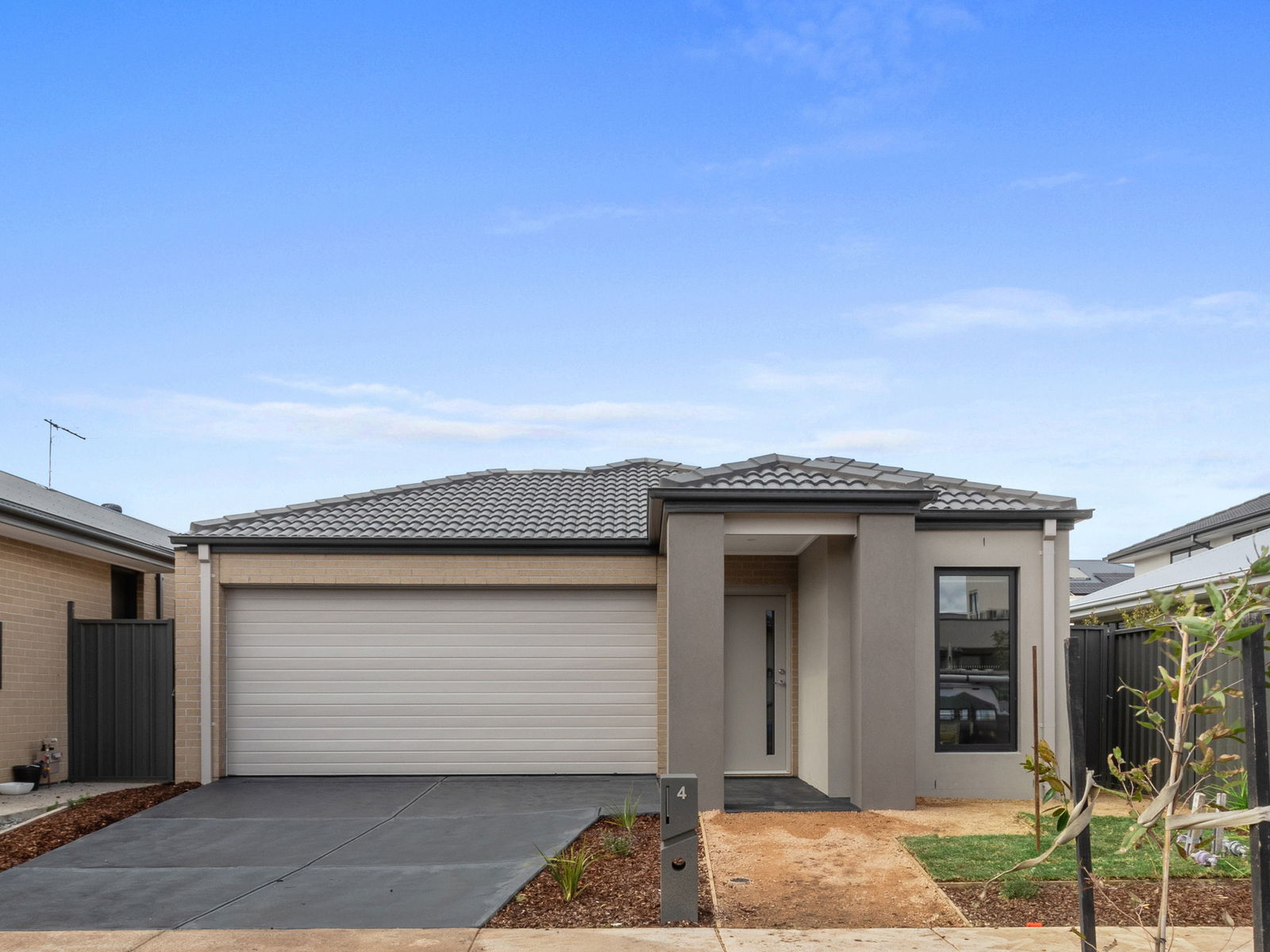 Main listing image for 4 Manchado Street, Tarneit  VIC  3029
