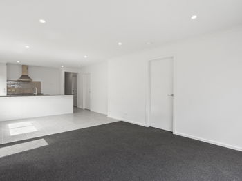 Image 4 for 5 Senkaki St, Sunbury  VIC  3429