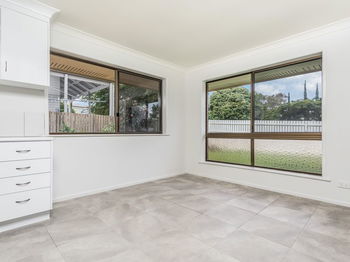 Image 5 for 246 Rainbow St, Sandgate  QLD  4017