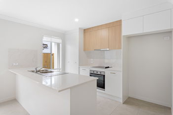 Image 3 for 50 Tomaree Rd, South Ripley  QLD  4306