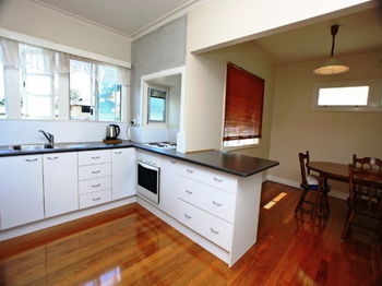 Image 3 for 1 Reedy St, Redcliffe  QLD  4020