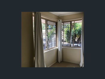 Image 5 for 182 Eagle St, Collingwood Park  QLD  4301