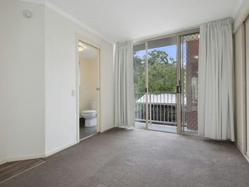 Image 3 for 8/10 Morris St, Highgate Hill  QLD  4101