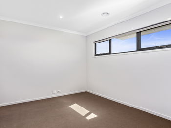 Image 6 for 9 Rosebank Walk, Thornhill Park  VIC  3335