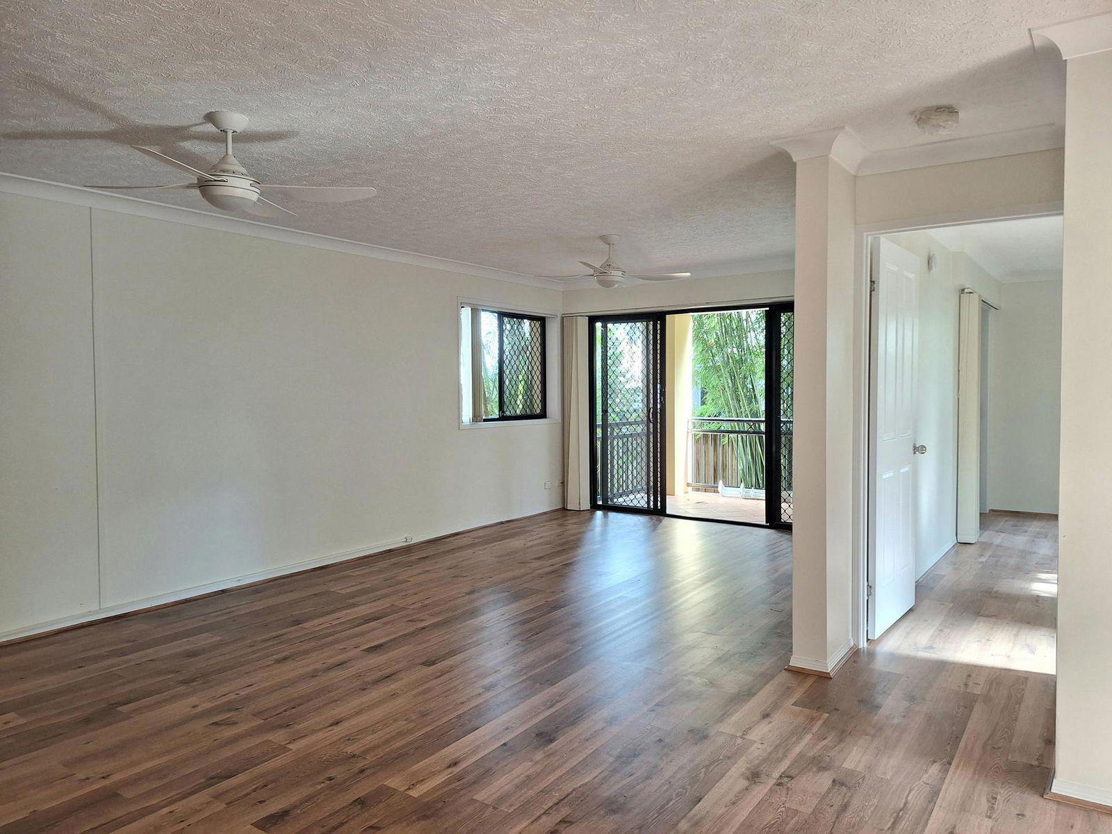 Main listing image for 4/5 Tarni Avenue, Palm Beach  QLD  4221