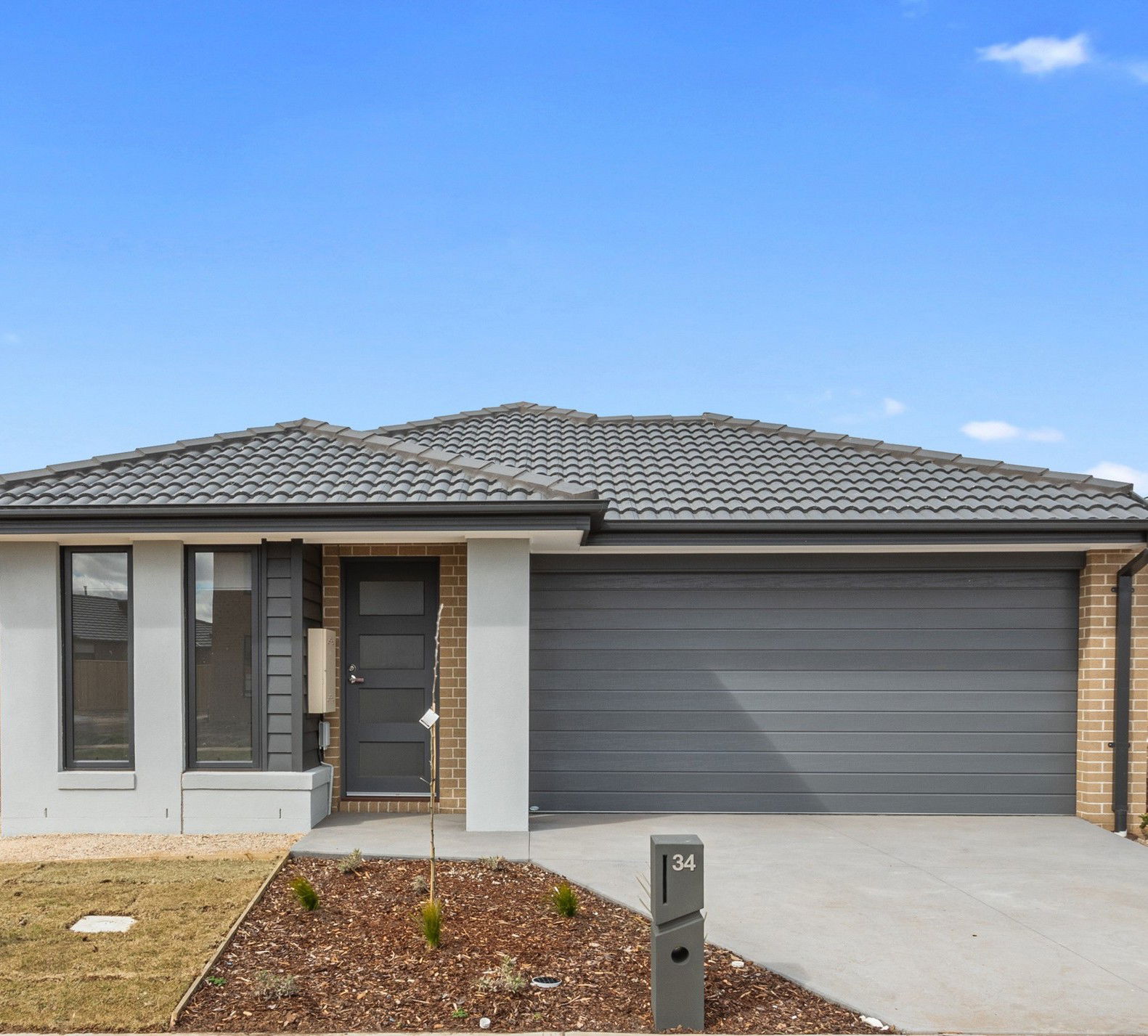 Main listing image for 34 Wheatsheaf Rd, Wyndham Vale  VIC  3024
