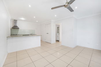 Image 6 for 2/2 Homeland Cres, Warner  QLD  4500