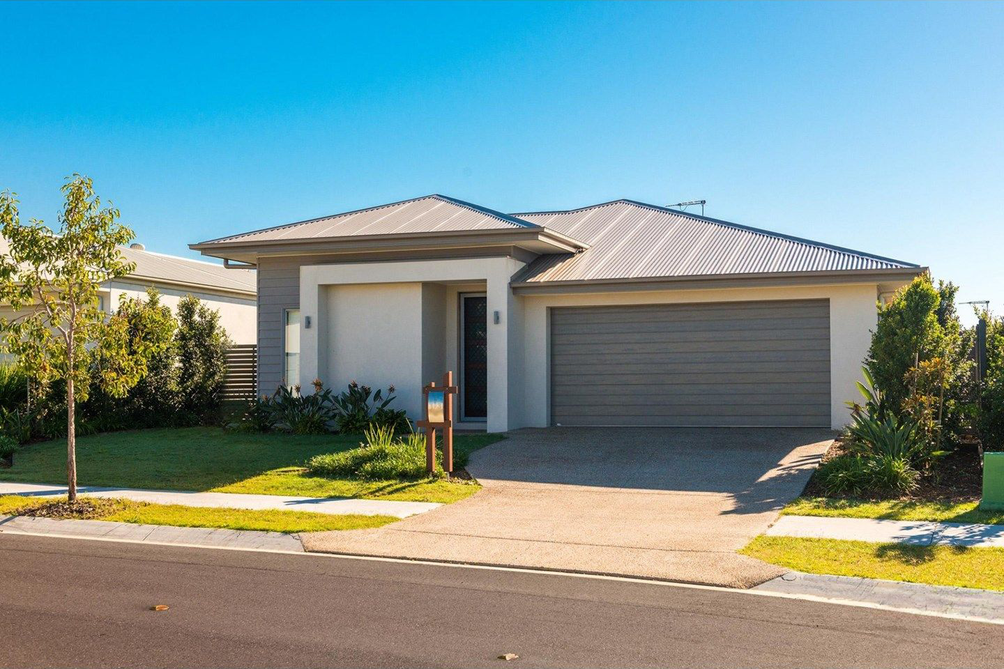 Main listing image for 13 Ellabay Cres, Redland Bay  QLD  4165