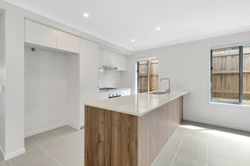 Image 4 for 62 Chambers Ridge Boulevard, Park Ridge  QLD  4125