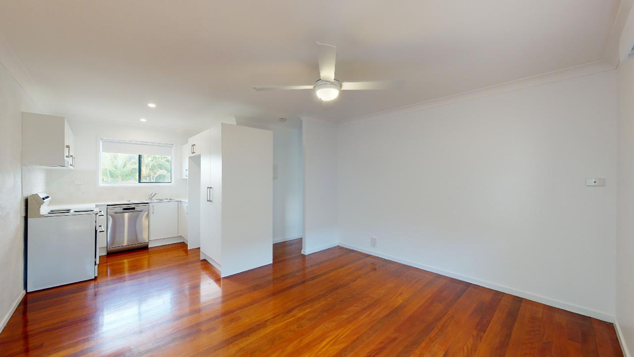 Main listing image for 4/92 Sarawak Avenue, Palm Beach  QLD  4221