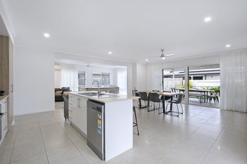 Image 5 for 126 Morna St, Newport  QLD  4020