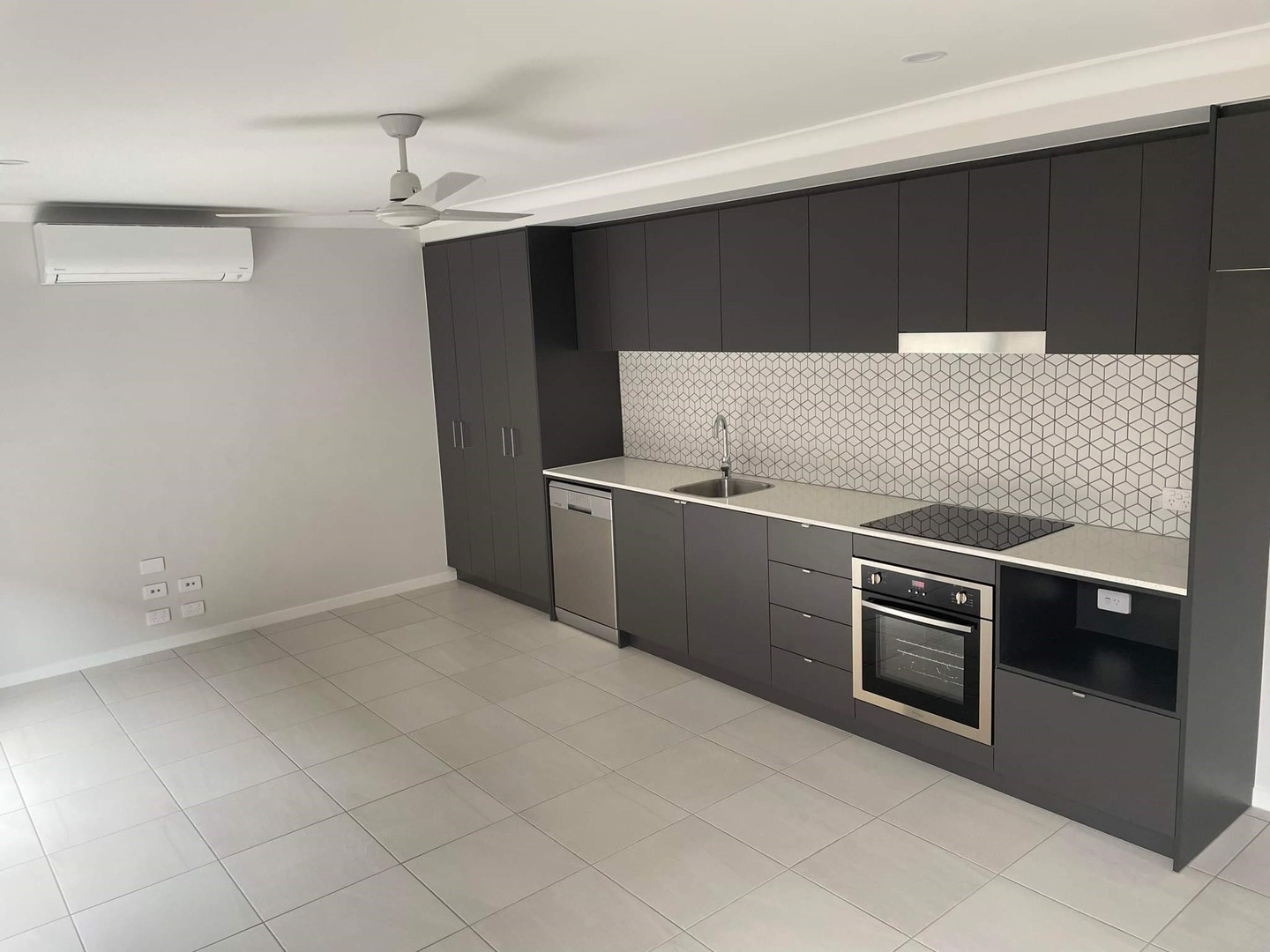 Main listing image for 2/2 Seagrass St, Deception Bay  QLD  4508