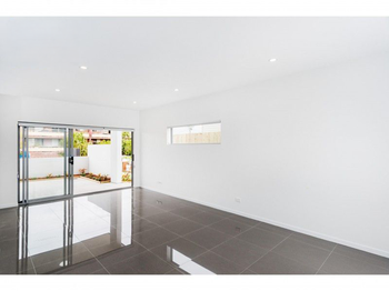 Image 5 for 1/49 Hutchins St, Kedron  QLD  4031