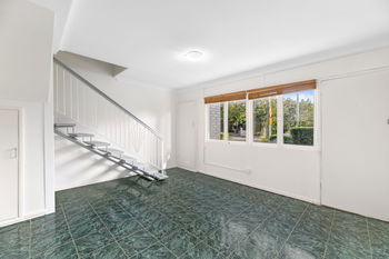Image 5 for 3/230 Cavendish Rd, Coorparoo  QLD  4151