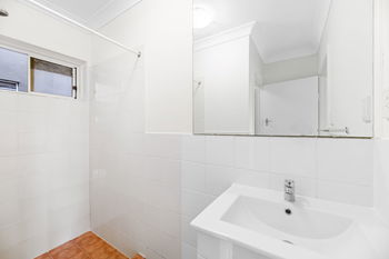 Image 6 for 3/230 Cavendish Rd, Coorparoo  QLD  4151