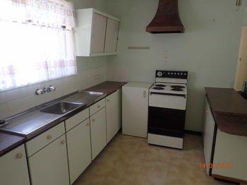 Image 6 for 2/24 Moffat St, Moffat Beach  QLD  4551