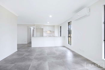 Image 4 for 1/43 Locke Crescent, Redbank Plains  QLD  4301