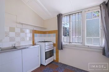 Image 3 for 3/4 Blakeney St, Highgate Hill  QLD  4101