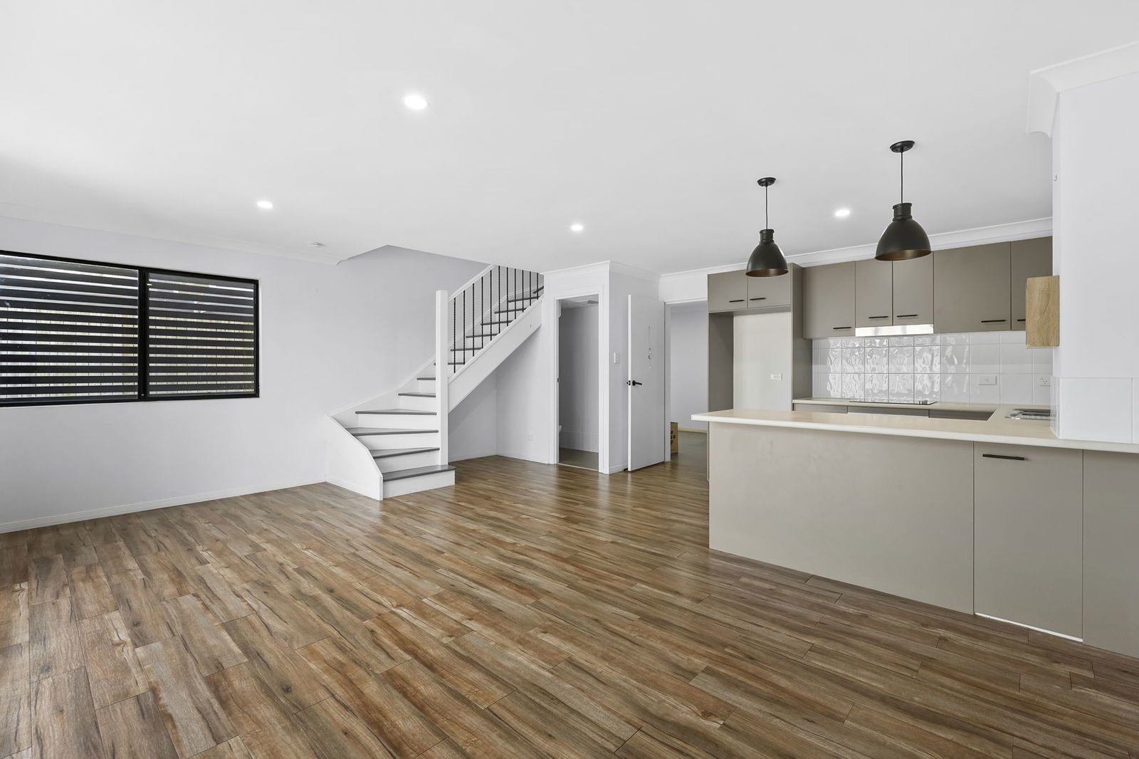 Main listing image for 9/10-14 Syria St, Beenleigh  QLD  4207