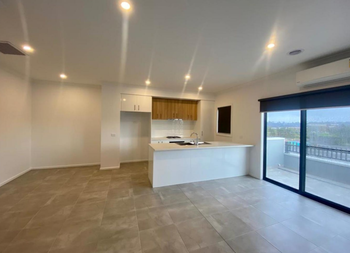 Image 4 for 30 Kobe Cr, Wollert  VIC  3750