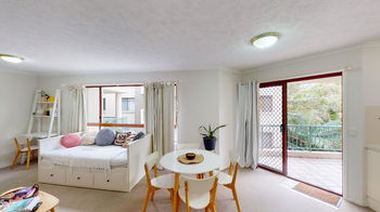 Image 3 for 3/1 Burrabee St, Burleigh Heads  QLD  4220