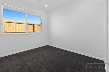 Image 5 for 2/5 Fiennes Rd, Logan Reserve  QLD  4133