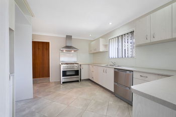 Image 3 for 17 Oxford St, Rothwell  QLD  4022