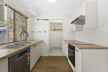 Image 3 for 2/34 Edmondstone St, Newmarket  QLD  4051