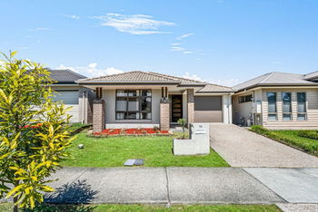 Image 3 for 98 Mount Kaputar Ave, Fitzgibbon  QLD  4018