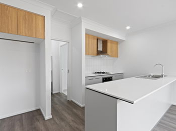 Image 3 for 7 Brushtail St, Mambourin  VIC  3024