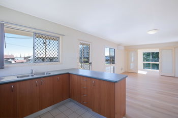 Image 6 for 1/109 Prince Edward Parade, Scarborough  QLD  4020